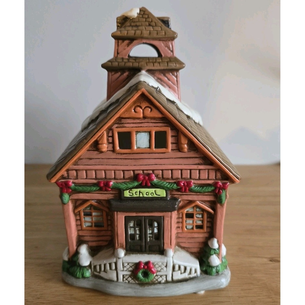 Vintage LEFTON Christmas Colonial‎ Village 1986 Little Little Red School House